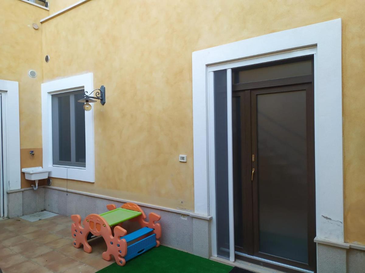 Villa Pintucci Трани Экстерьер фото